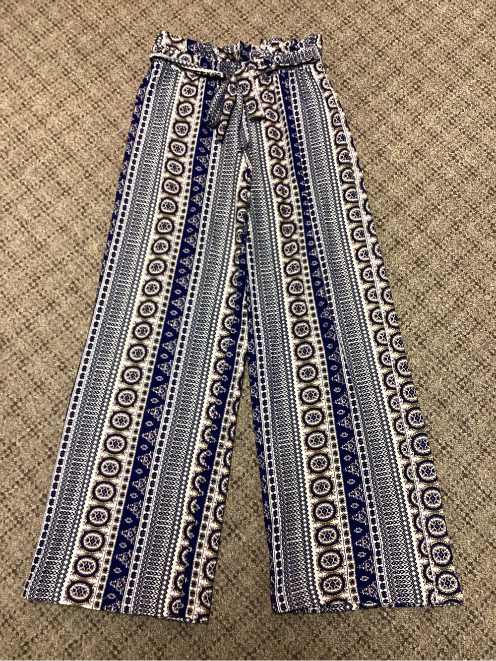 Pink Republic Blue & White Wide Leg Geometric Printed Palazzo Pants * Size XS